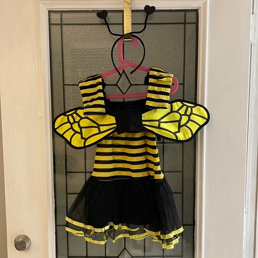 Brand New Bee Costume for Toddlers ages 4-6 years old